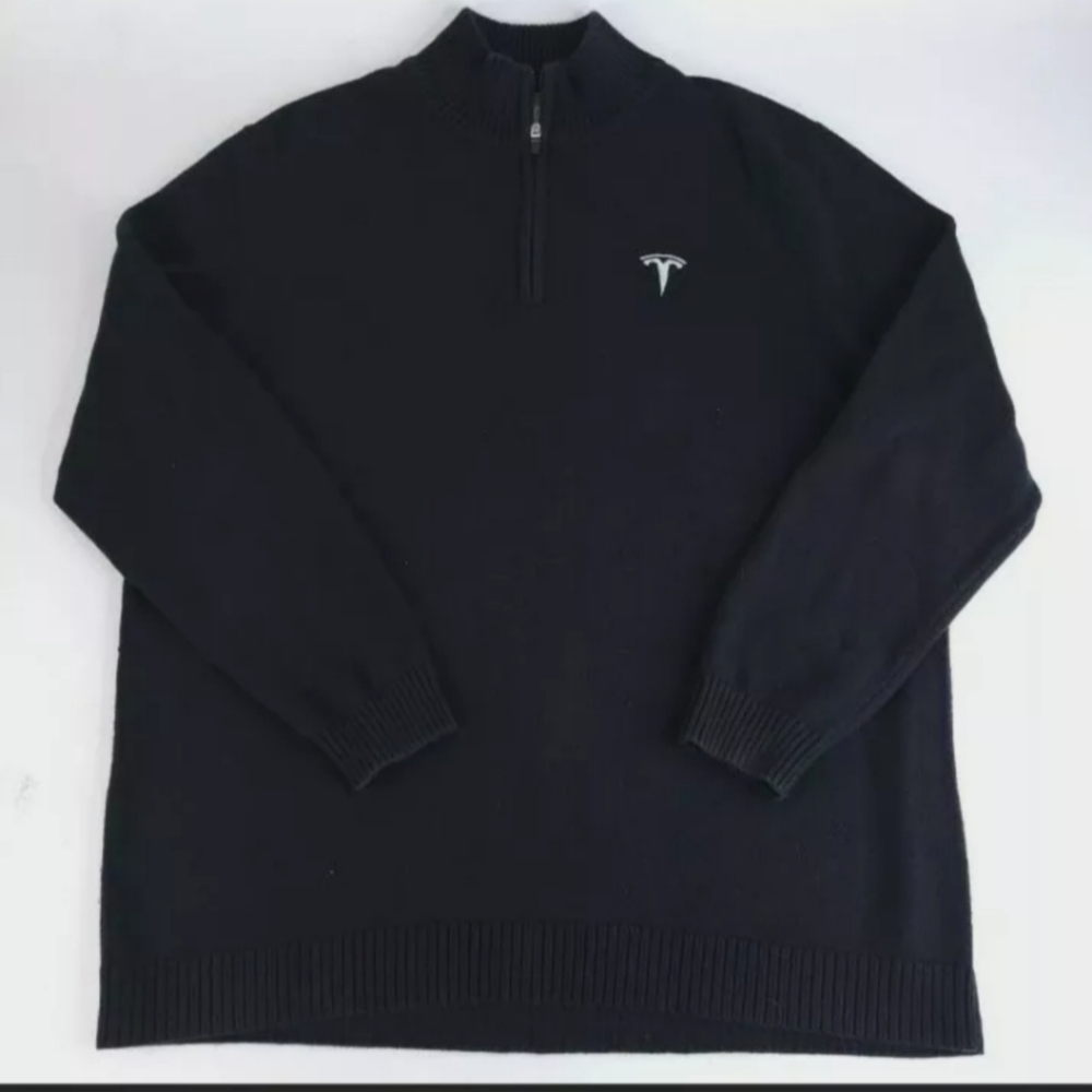 Tesla Large sweater